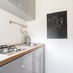 Apartmán Sleek Comfort-location And Blend Of Style *