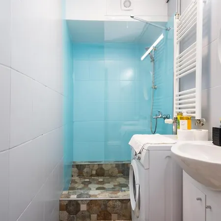 Sleek Comfort - Location And Blend Of Style Bucarest