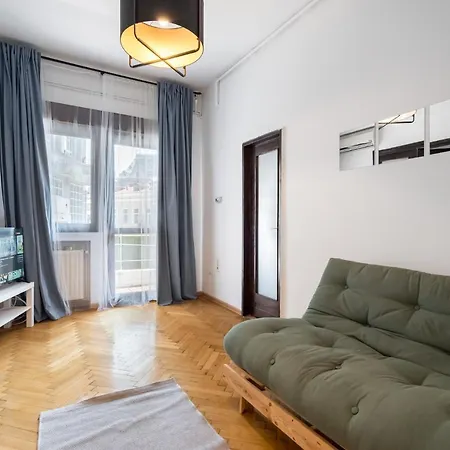 Apartment Sleek Comfort - A Blend Of Style And Convenience
