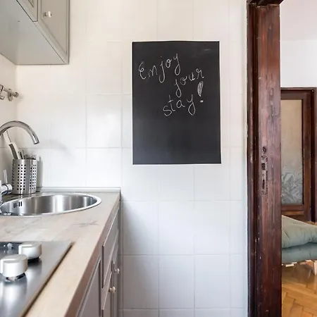 Sleek Comfort-location And Blend Of Style Bukarest